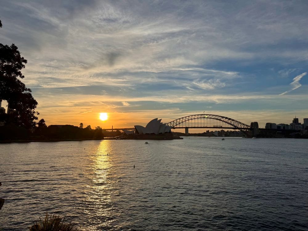 Harbour bridge opera house sydney.heic.jpg
