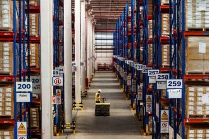 Logistics 150kb getty.jpg