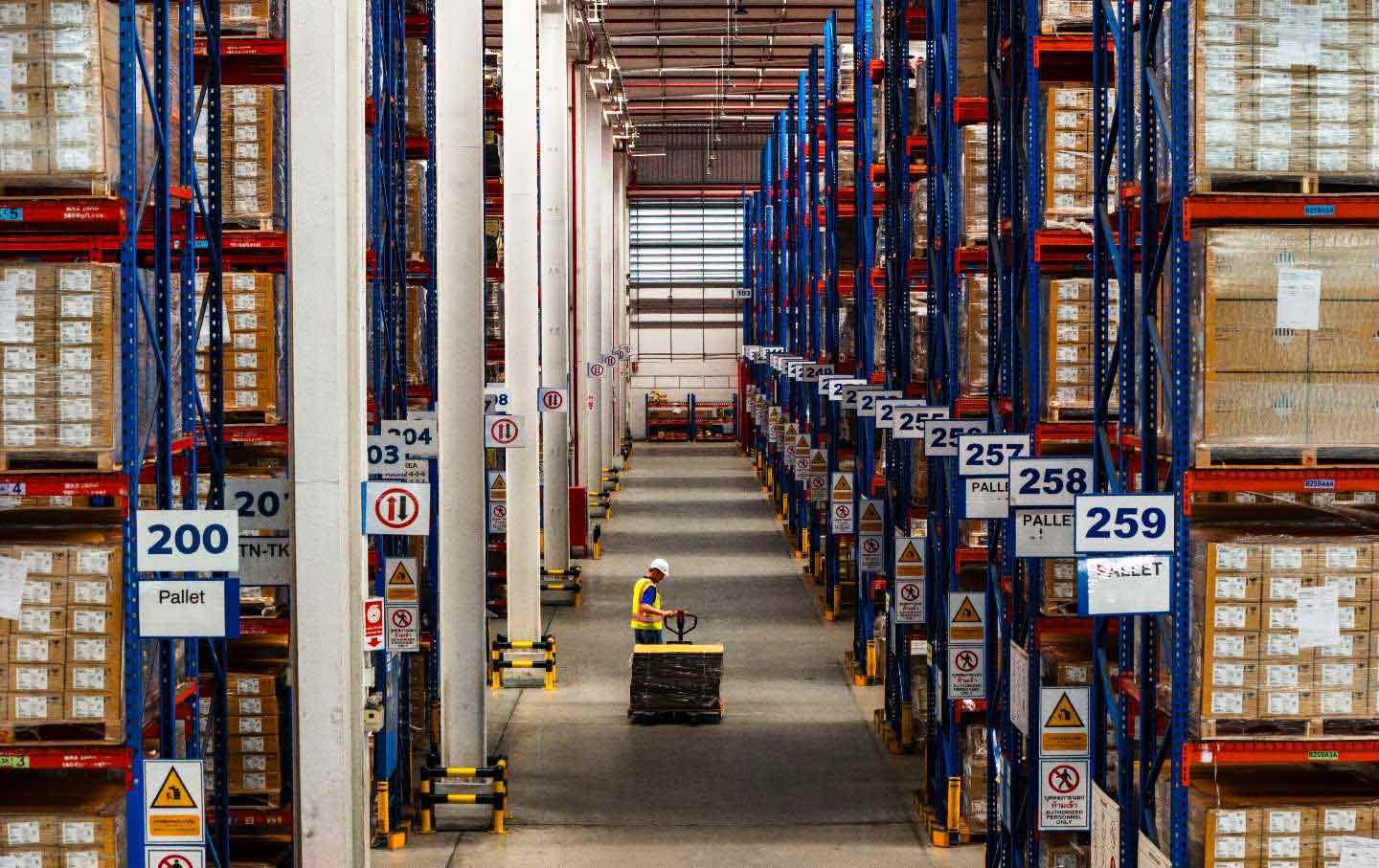 Logistics 150kb getty.jpg