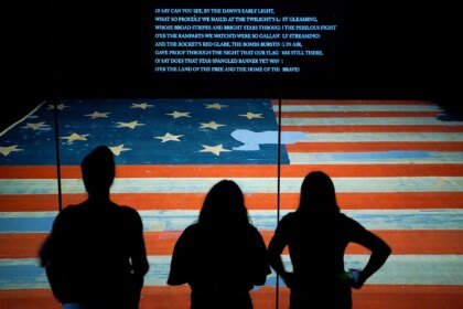 Star spangled banner smithsonian.jpg