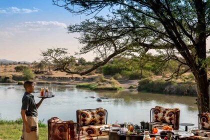 Tanzania andbeyond grumeti serengeti river lodge afternoon tea.jpg