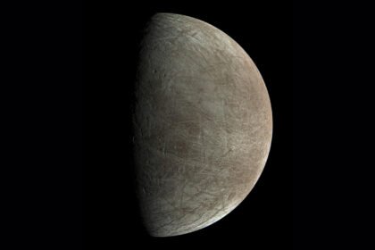 052726 LG Europa main.jpg