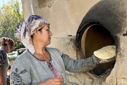 Baking the Bread for Lunch in Samarkand Uzbekistan.jpeg