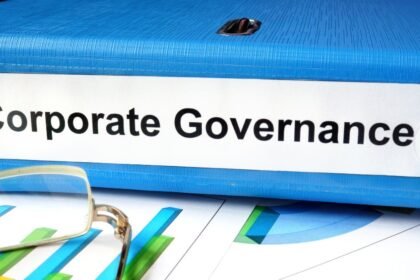 Corporate governance for SMEs .jpg