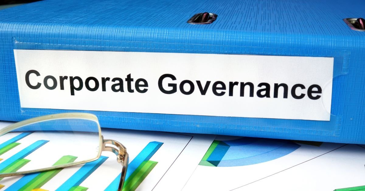 Corporate governance for SMEs .jpg