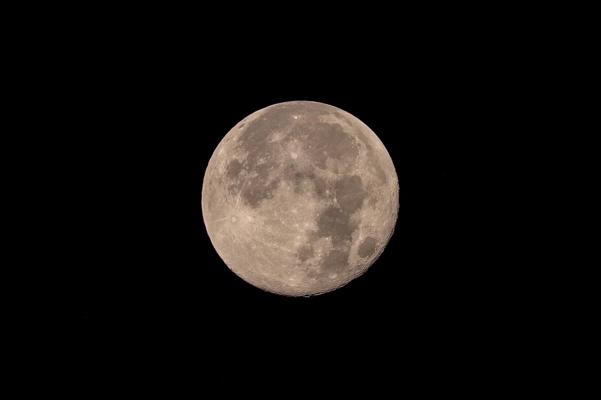 Moon.jpg