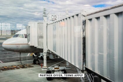 SOCIAL IMAGE PARTNER OFFER TERMS APPLY Walkway to airplane on runway Eric Raptosh Photography 4.jpg
