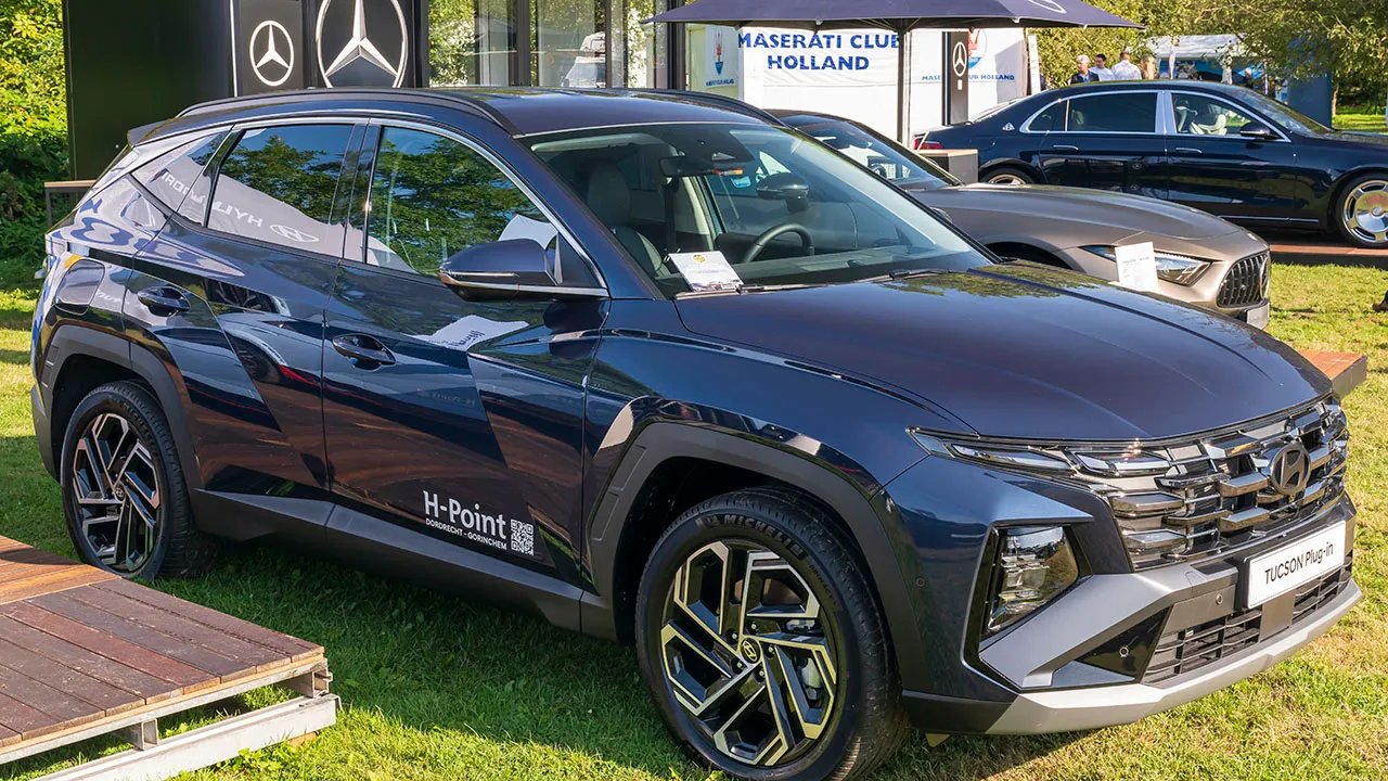 Hyundai tucson hybrid 001.jpg