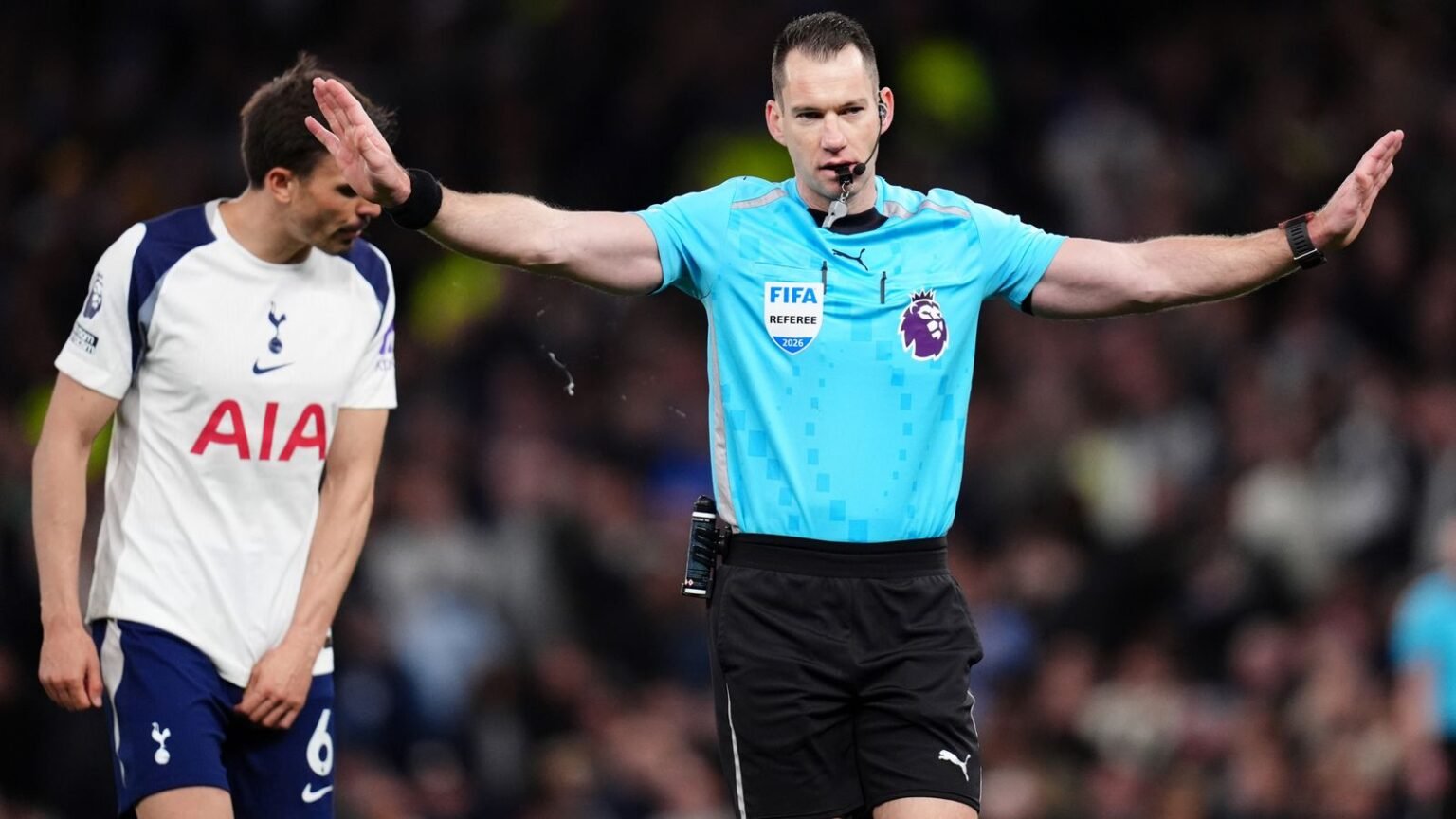 Skysports jarred gillett spurs 7246104.jpg