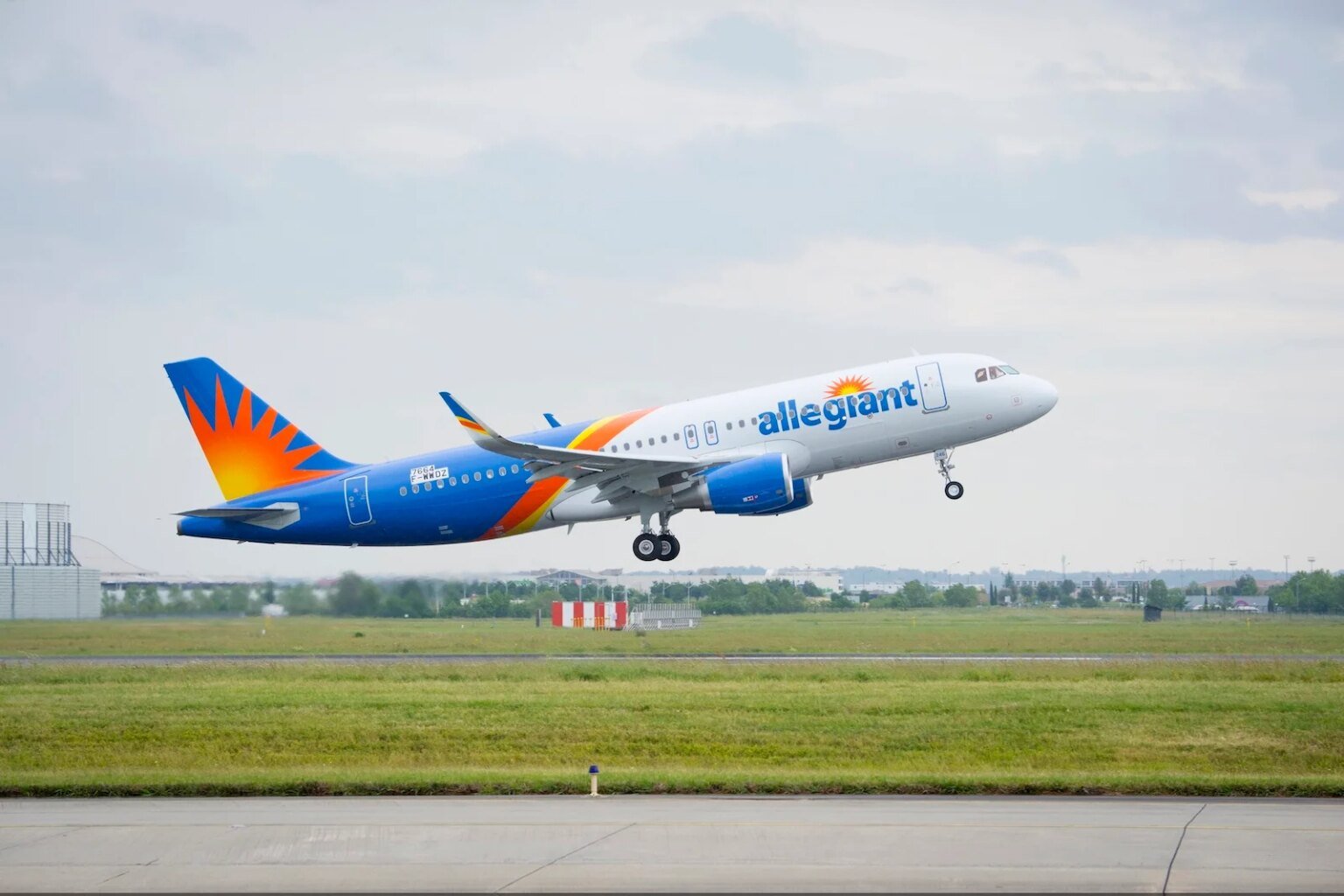 A320neo MSN7664 Allegiant take off 006Allegiant Air.jpg