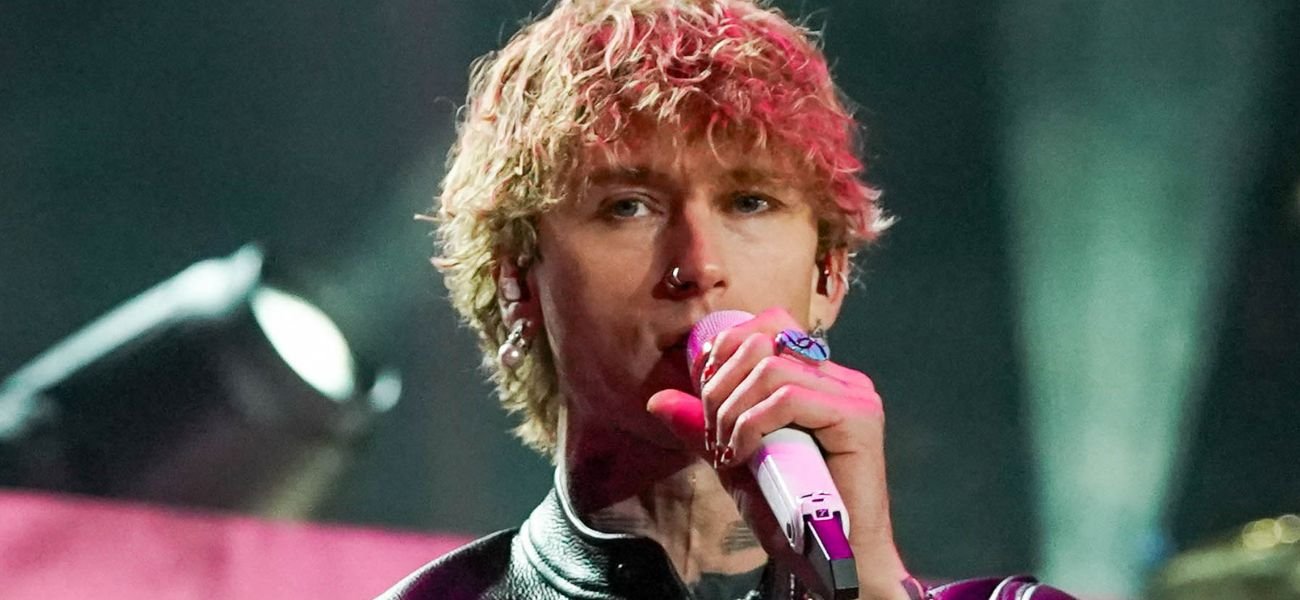 Mgk 2.jpg